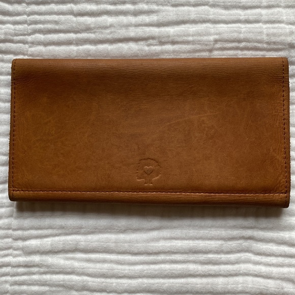 Able. Debre Wallet in Cognac. - Picture 9 of 9